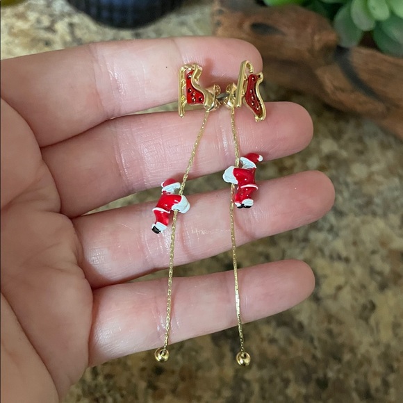 Climbing Santa Dangle Earrings - Picture 6 of 7